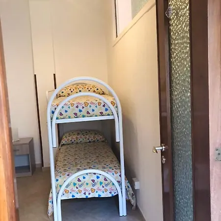 Apartment With 2 Bedrooms In Ustica 2 Km From The