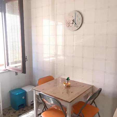 With 2 Bedrooms In Ustica 2 Km From The Apartment
