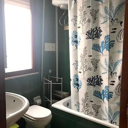Apartment With 2 Bedrooms In Ustica 2 Km From The Isola di Ustica