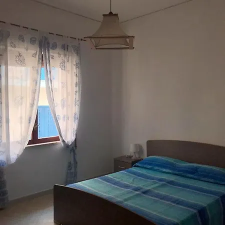 With 2 Bedrooms In Ustica 2 Km From The Isola di Ustica